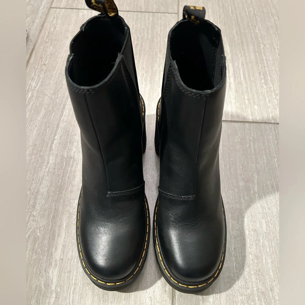 New Dr Marten Spence Heeled Boots - Picture 3 of 9